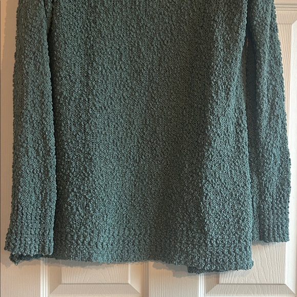 Cozy Aqua Green Textured Women's Sweater - Picture 10 of 13